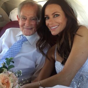 Esther Anderson Instagram - Happy Father’s Day Dad. Not enough words to say how much I love you 💕 you’re the best. xxxx