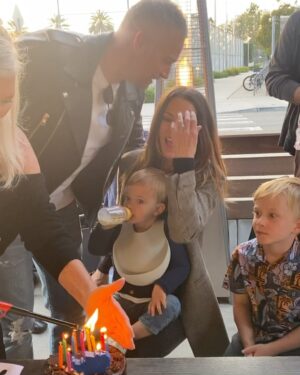 Esther Anderson Instagram - Birthday fun last night for hubby 🥳🎉thanks for capturing this cute fambam pic and video @shannondelaat and @kimberleycooper80 and thanks for our friends and fam who could join us 😘😘😘
#taurusseason