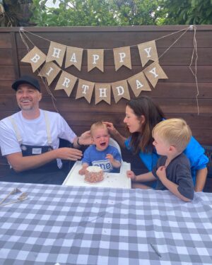 Esther Anderson Instagram - This is 1 🎉
Party was a smash until dad tried to assist in the smash 🤣
We love you so much Ralphie 💕
#nokidswereharmedinthemakingofthispicture #one