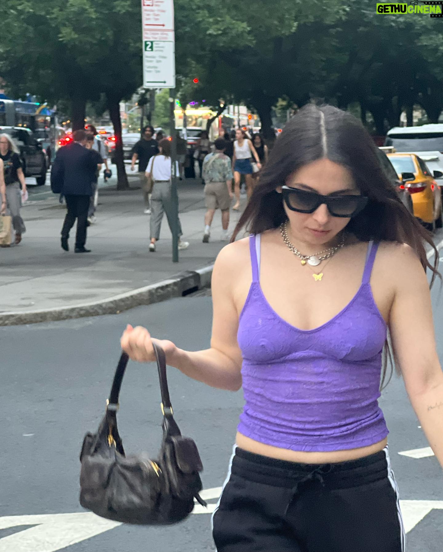 Esther Povitsky - 18.9K Likes - under the 2006fluence
