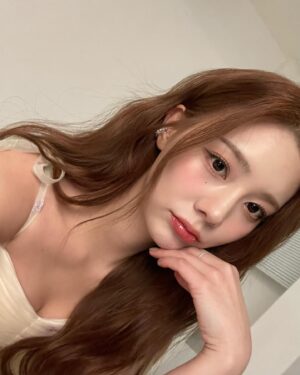 Eun Chae Instagram - 