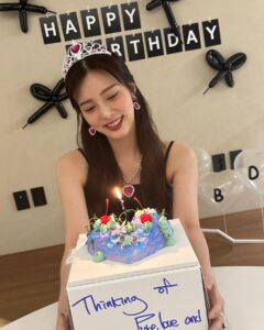 Actress Eun Chae HD Instagram Photos and Wallpapers June 2024