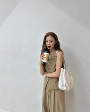 Eun Chae Instagram - 