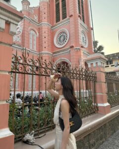 Actress Eun Chae HD Instagram Photos and Wallpapers April 2024