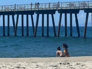 Eva Ariel Binder Instagram - Favorite place favorite people! @sophia.mckeith @harryholdenwhite @gjustgina #beach #dinner #vacation #goldenhour