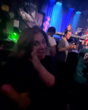 Eva Ariel Binder Instagram - Great night watching my friend Hailey perform at The Roxy and seeing old friends!! She was awesome ! @theroxy #theroxy #rock #bands #friends #fun #sunsetblvd