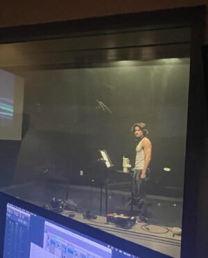 Eva Ariel Binder Instagram - UPDATE! Such a great time in studio with my friend , classmate, and co star Rio Mangini! " It was Only You" coming soon!! @riomangini @imncreative @maxproductionteam @hugo_willl @mark.binder @annmangini @innovativeartists @pallasmanagementgroup @mspallas  #writer #director #actress #romeoamdjuliet #julietmontegue #producer #create #filmmaker #womaninfilm