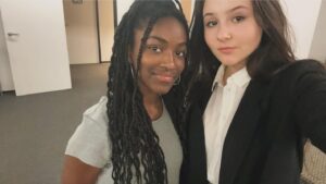Eva Ariel Binder Instagram - Anielaaaaa!!!!! Can’t wait to hang out again soon :))))) @anielagumbs #teenage #highschoolers #childactors #casting #producers #greysanatomy @greysabc #sophia #zola #friends #like #comment #followforfollowback #love#sofia #sofiarobbinssloantorres