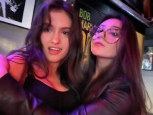 Eva Ariel Binder Instagram - It was sm fun hangin out with you last night!!! <3 @ritaangeltaylor #thewhiskeyagogo #gogo #bestie #music