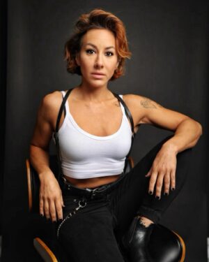 Eva Ceja Instagram - Eyes lit with fire, mouth coated with sarcasm.

📸: @tombarbee 

#sarcasm #tomboy #redhead #edgy #actor #actress #producer #writer #audhd #audhdwoman #womenempowerment #tough #goth #gothgirl #vulnerability #latina #nativeamerican #rebranding #classic #photography #girlswholift #girlswithtattoos #rogue #superhero