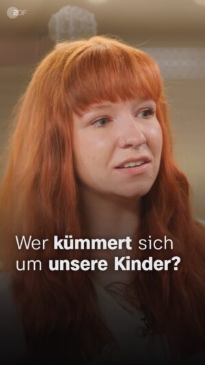 Eva Schulz Instagram - Was ist eure Meinung zum Thema Kinderpflege?

Francesca ist 26, stellvertretende Kita-Leitung und ausgebrannt. Sie wünscht sich mehr Wertschätzung für den Beruf der Erzieher:innen. Es gebe einen erheblichen Fachkräftemangel, doch für Francesca fängt die fehlende Wertschätzung für ihren Beruf schon in der Ausbildung an. Ihre Ausbildung zur Kinderpflegerin war nicht vergütet.

Die Moderatorin und Journalistin Eva Schulz möchte wissen, was die Menschen in Bayern bewegt – und was sie dazu bewegt, nicht wählen zu gehen. Dem geht sie in “Die Kneipenwahl in Bayern” auf den Grund.

Den Link zu “Die Kneipenwahl in Bayern” findet ihr in unserer Bio. 🔗

 #zdf #ZDFmediathek #kita #wahlen