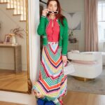 Eva Amurri Martino Instagram - Did Somebody Say “SPRING”?! 💕💐🌈🍭🍬 I’m in the “dress for the weather you want” camp, so here’s to bright candy colors, oversized sunnies, skirts, sandals, and lightweight jackets. And if my teeth have to chatter a few times, we’ll just overlook that… 😬 Who else is ready to parachute directly into Springtime?!! #springstyle #colorfullife #connecticut #westportct #momlife 📷: @juliadags