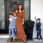 Eva Amurri Martino Instagram - Hope you and your chickadees had a very hoppy Easter! 🐰🍭🐣☺️ Swipe all the way to see which kid is getting a visit from the Easter bunny and the tooth fairy in one day! 🤪🤣 #happyeaster #easterbunny #familytime #makingmemories #momlife #eastersunday