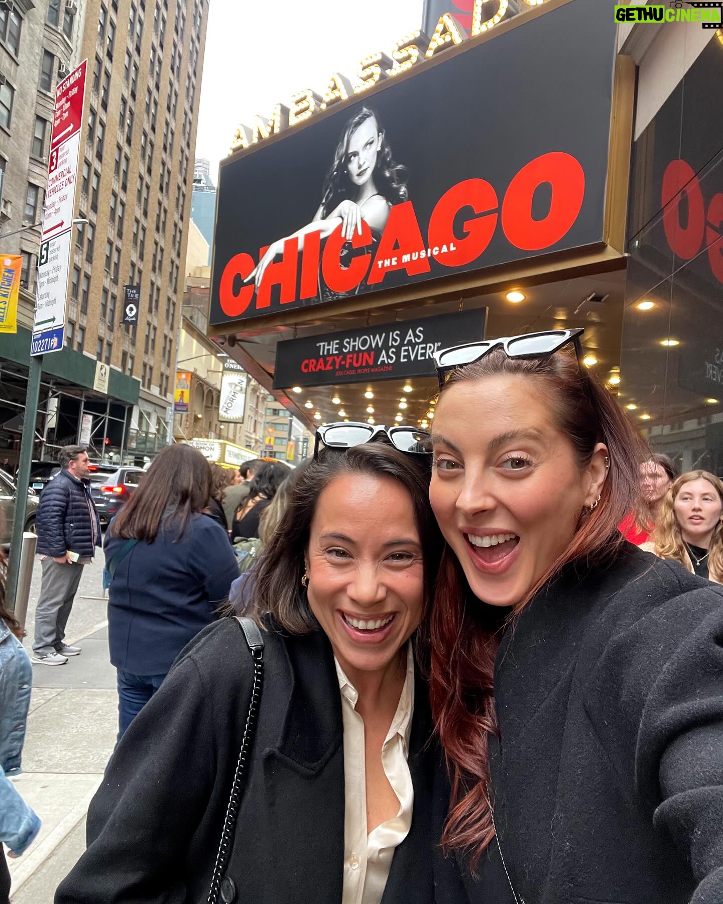 Eva Amurri Martino Instagram - In fifty years or so It’s gonna change, you know But, oh, it’s heaven Nowadays ✨🏙️❤️🍎 #weekendrecap #nycfood #chicagobroadway #arianamadix #mandarinoriental #nycweekend #weekendgetaway #staycation