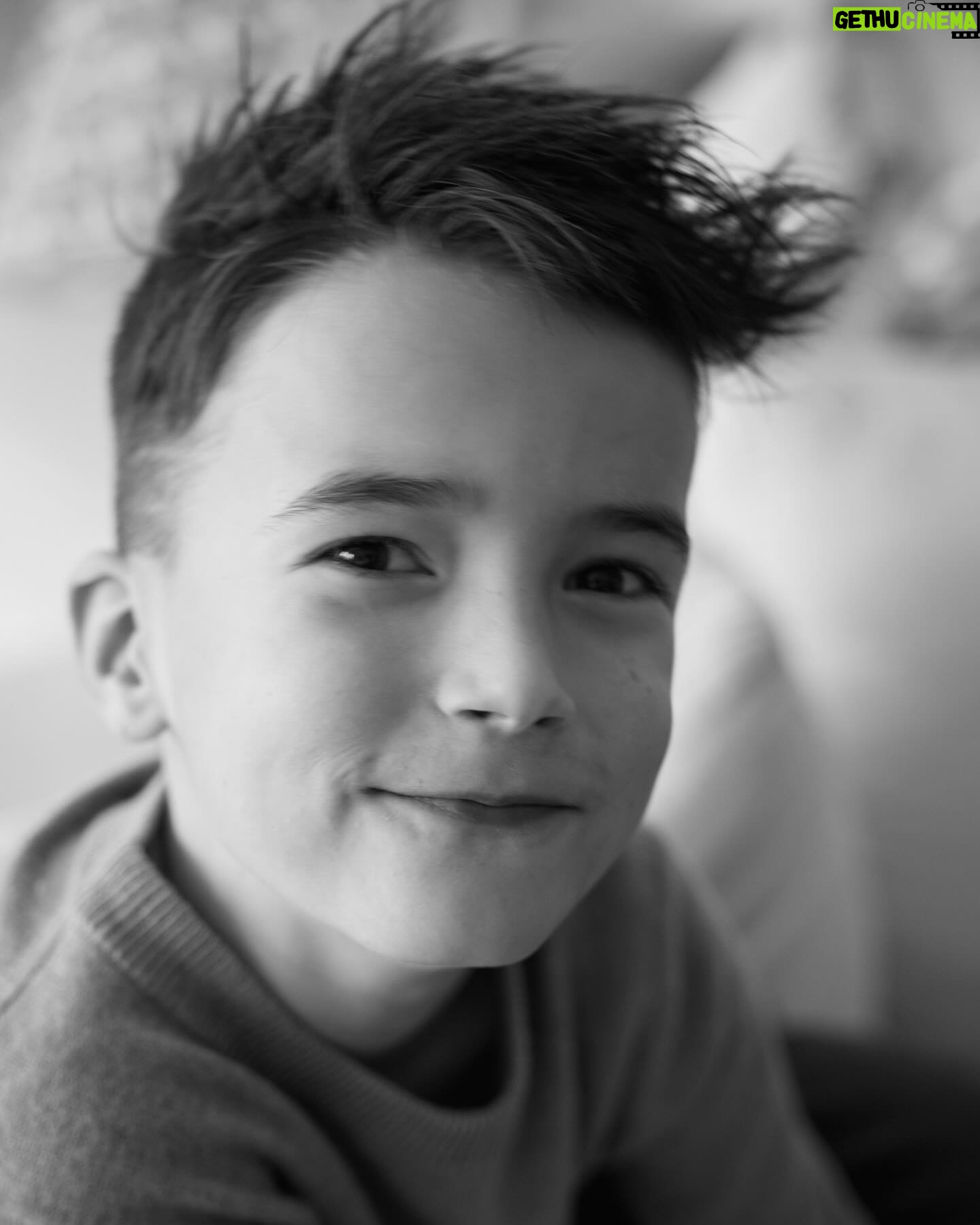 Eva Amurri Martino Instagram - The kids were just with their Dad for their February Break, Ian and I were NOT traveling anywhere during that time…and we ended up home while the kids were gone for 8 days. And it was WILD. 🤪🥹😅🤌🏻 It was at times heavenly, and at other times extremely hard. It was strange and quiet, and blissful. It was empty, and by the end, it was full with a new energy in our relationship as partners and parents. The whole thing was an education on many different levels, and it inspired me to write a blog post today on HappilyEvaAfter.com about all the things I realized and learned. I like sharing things like this, not in spite of them making me vulnerable to lots of opinions and Hot Takes, but because of it. The truth is that we all have a very different, but collective, parenting experience. But we seldom hear about the raw truths of it because we fear the blowback. I’ve realized that unless we know that other experiences may overlap with our own, we can feel extremely alienated on our parenting journeys. I hope today’s post makes you feel less alone– not necessarily because you feel the same, but maybe because you feel exactly DIFFERENT than I feel, and that it makes you feel more of a right to your own experience being what it is. The piece is a little bit funny, a little bit poignant, and a lotta bit honest. Check it out! Xx #HonestMotherhood #parenting #parenthood_moments 📷: @juliadags