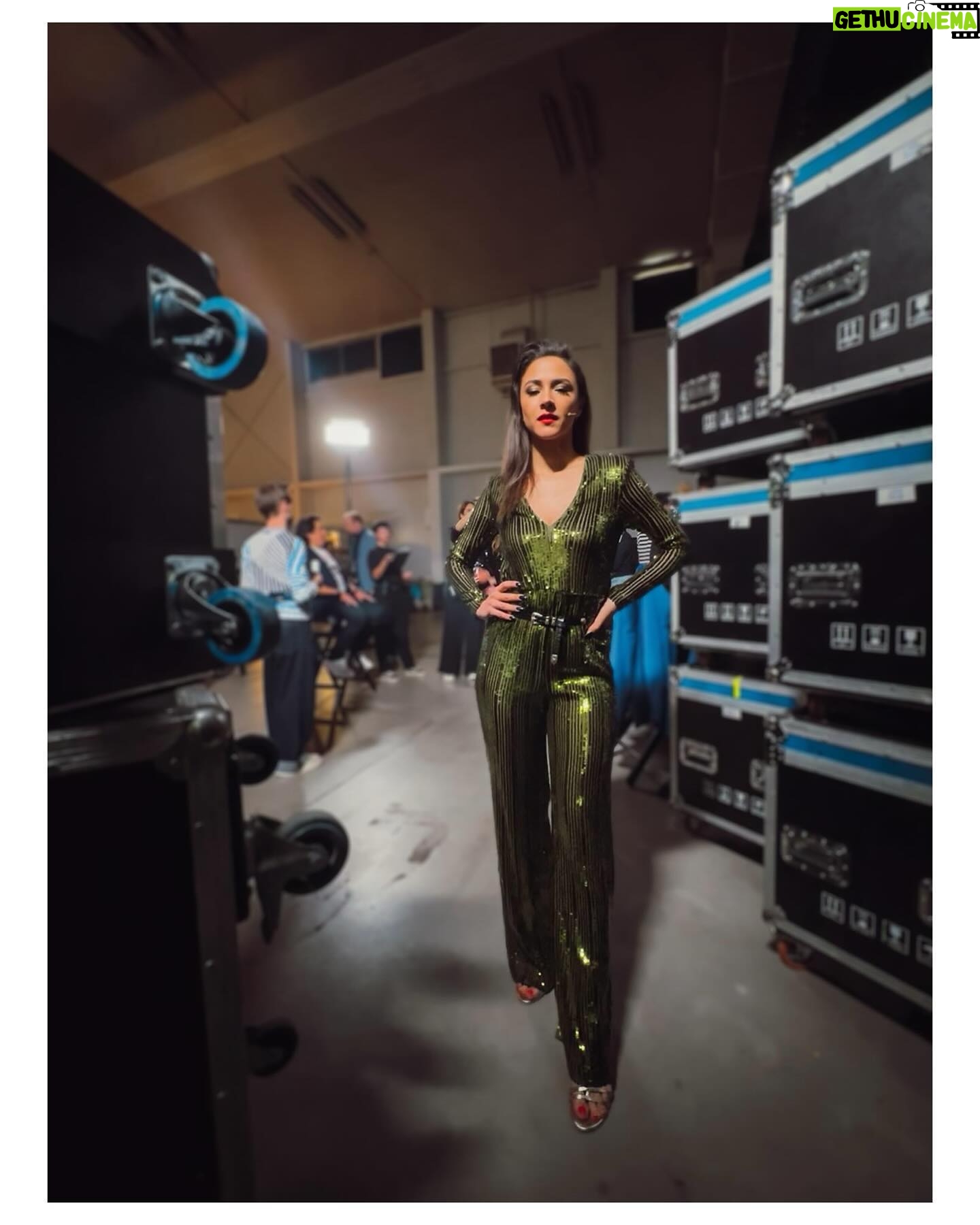 Eva Burešová Instagram - Mám ráda #backstage. Tam se vždy stane tolik věcí a hlavně ty přípravy na výsledek, který pak vidíte už jen vy ❤️