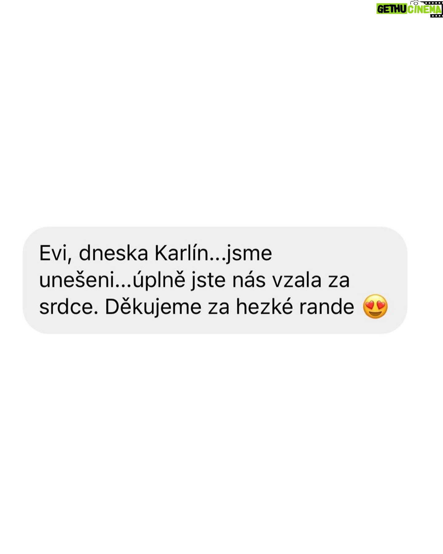 Eva Burešová Instagram - Čím více lásky a pozitivních věcí budeme světu dávat a ukazovat, tím více si je k sobě přitáhneme. A tak i já mám občas radost zasdílet vaše krásné zprávy, které mi posílate po představení. Děkuji vám z celého srdce ❤️🪬 Do konce sezóny ještě zbývá pár představení, přijďte se kouknout a třeba na sebe budeme mít štěstí 🌞