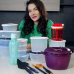 Eva Decastelo Instagram - SOUTĚŽ o voucher v hodnotě 1 500 Kč na nákup kvalitních pomocníků do kuchyně značky Tupperware Bohemia. 😍 👉 Na e-shopu shop.tw-bohemia.cz najdete mnoho užitečných krabiček na uskladnění potravin, potřeby na pečení a vaření v top kvalitě. 😊 Jak hrát 🤔 : 1️⃣ sledujte profil @tupperbohemia , aby vám neunikly další akce a zajímavosti. 2️⃣ napište do komentáře, jaké je vaše nejoblíbenější jídlo ➖ ℹ️ Jeden vybraný komentář vyhrává voucher v hodnotě 1 500 Kč. ℹ️ Soutěž končí 18.1. #soutez #vyhraj #kuchyn #vareni #varime
