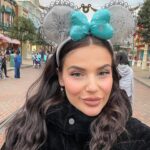 Eva Ducci Instagram – DISNEY🎄❤️ 🍭🩵🍿✨ (j’ai vu Loki je peux mourir en paix…👼🏼)

.

#disney #disneyland #lokidisneylandparis #loki #lokijetaime #love #happy #christmas