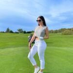 Eva Ducci Instagram - Une belle journée au golf⛳️💚🍀