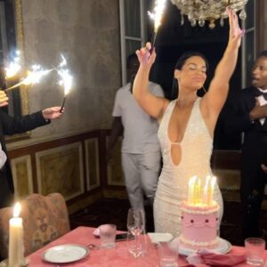 Eva Ducci Instagram - Birthday Queen 👸🏻✨🎉🩷