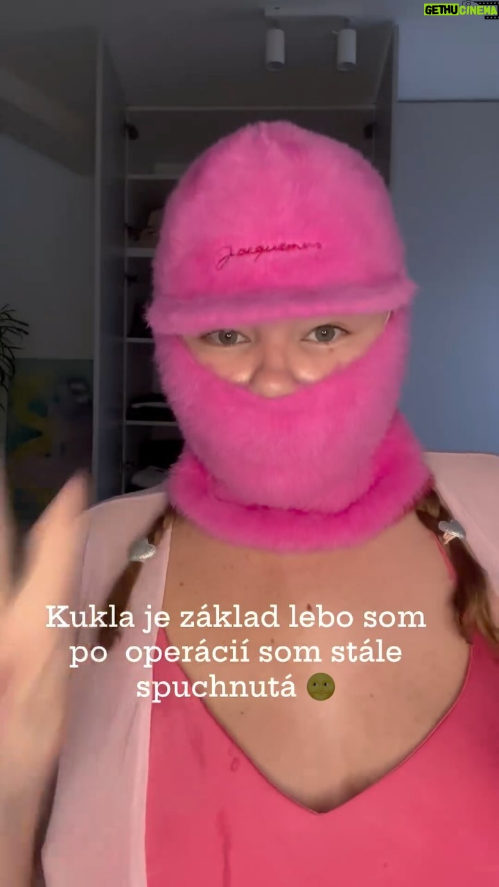 Eva Kramerová - 8K Likes - 💗Valentínsky fitcheck na vyberanie stehov 😀🩷🧵🪡#fitchceck#poliklinikaruzinov
Prajem vám krásny deň pusinky, content ktorý dokážem robiť je obmedzený 😀 ale snažila som sa 🌸💗
No a dnes je ten Valentín tak si normálne sami sebe doprajte nejakú radosť ok ? OK ! 🫰