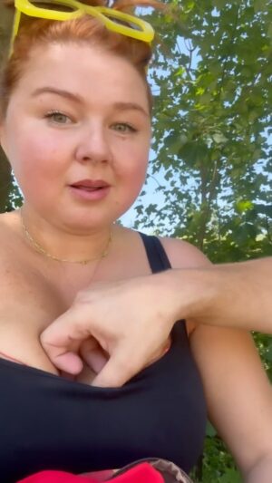 Eva Kramerová Instagram - Vždy keď sa stretneme sme jak deti 😀 ale však to je na tej dospelosti asi najkrajšie 🫠🤞🏻✨ že si to môžeš dovoliť 💞 
A samozrejme návrat do detstva sa ukazuje aj v “závislosti” Kaktusákoch 🌵🍋 #kaktusaci🌵 #jojo🍬