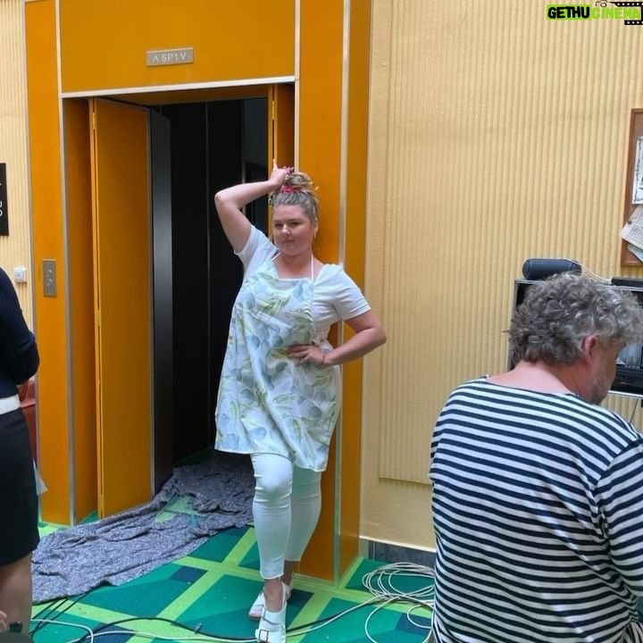 Eva Kramerová Instagram - 💃🏼Seklo ma v krížoch - to znamená že tento tyžden bol minoriadne podnetný 😀#dump Nové skúsenosti, nové zážitky, noví ľudia 🫶🏻#thankfull