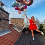 Eva Kramerová Instagram - 33 ! To je jedno vážne šťastné číslo 💞 🍾