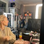 Eva Röse Instagram – Yes! Just when you thought it was over. Idag släpps biljetterna till denna klassiker som vi nu flyttar till scenen. Anrika Cirkus i stockholm blir arenan för denna julmiddag vi helst vill se på avstånd… Det ska bli ljuvligt att åter få stå på scenen , och nu med denna ensemble. Trots vår i luften längtar man en aning till jul . Välkomna! Biljetter på @ticketmaster_sverige @cirkusarenor @lifelineentmt ⭐️⭐️⭐️⭐️⭐️