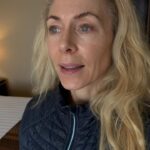 Eva Röse Instagram – På Mongolisk mark. Svinkallt,soligt och mäktigt. Framme i Ulan Bataar och möttes av besked att vi nu nått 100% av mitt nya insamlingsmål (som jag höjde när systrarna på @wakakuu toppade upp första målet 🙏) Tack ALLA som stöttar, länk i bio för mer info. I morgon besöker jag @nature_org huvudkvarter här och kan vidare rapportera om projekten. Sen när det av mot Gobiöknen. Nu ska jag se mig om i staden och besöka museum. Samt köpa lexikon. Språket är en fonetisk utmaning!..
Häng med i storyn eller under Höjdpunkter. 🐫❄️❄️#mongoliet#gobi#expedition @herplanetearth