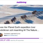 Eva Röse Instagram – Ok folks. Om en vecka reser jag till Mongoliet för att sen ta mig vidare till Gobiöknen och möta upp mitt team på 14 andra kvinnor från olika delar av världen. Syftet är att binda mjuka trådar mellan människor och göra skillnad ,som det lite slitet kan uttryckas. Vi ska bla möta nomadkvinnorna som lever i ett av världens tuffaste klimat, och försöka sätta ljus på deras situation. Jag packar nu för -23 grader och stormar. Vi möter upp The Nature conservancy för att ta del av deras arbete på plats, och försöker nu alltså samla in pengar till deras otroliga projekt. Om du har en minut- gå in på min sida (länk i bio) och om du vill och har möjlighet – var med mig i detta. Jag är glad och lite rädd inför denna utmaning . Den bästa känslan inför ett uppdrag. Idag fick jag en sista generös knuff i min insamling så jag höjde genast satsningen med några kronor till.
Tack ALLA ni som hittills är med mig! 🙋♀️👊🏻🙏❤️❤️❤️❤️ @nature_org #herplanetearth #womensupportingwomen#gobi#mongolia#expedition#camel#freeze LÄNK I BIO!