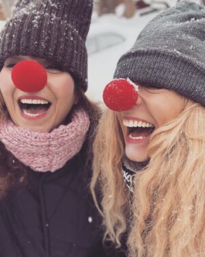 Eva Röse Instagram - Sådärja! Ordningen återställd. Det enda Trollkonto du behöver är nu @knyckisochnassla . In och följ för evig glädje,information och samhällsdebatt . Idag Lucka nr. 6 för bövelen. NollkonTrolltider. Där mörkast är.
Hepp!
@vannarosenberg  #julkalender#knyckisånässla#skärpning -Presstopp- Nytt konto- Over absolut