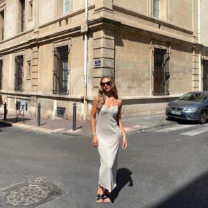Eva Zapico Instagram - European summer 🐚