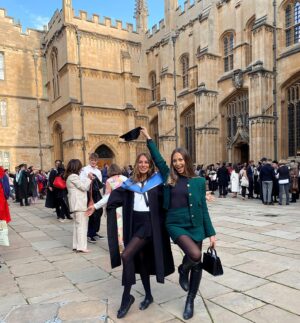 Eva Zapico Instagram - “Eva can you stop making this about yourself, your sisters graduating”🙄🙄 SO proud of you! @zara.zapico 🫶🏽🎓❤️