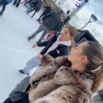 Eva Zapico Instagram - A wholesome few days 🫶🏽🎄❄️🎅🏼🥂⛸