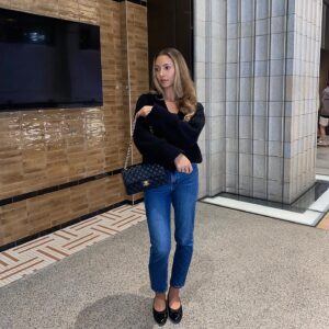Eva Zapico Instagram - 🖤
