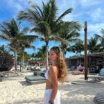 Eva Zapico Instagram - 🐚🌴🥥 @virginvoyages #virginvoyages ad