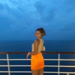 Eva Zapico Instagram - Windswept 🍊🌬🌊