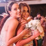 Evagelia Siriopoulou Instagram - Σας ευχαριστούμε όλους μέσα από την καρδιά μας… ένα ονειρεμένο πάρτυ… γεμάτο αγαπημένους ανθρώπους!!! Και την ανθοδέσμη η φιλεναδα μου @elli__sk 🍾🥂🎷🎤🎸🎈💥 @pyrgosmelissourgou @minamelissourgou @48ores @olon_odoskassandras @freshpatisserie @picme.gr_photography @narkissos_wedding_and_more @photoboothme_ @loudandcleargr @harrissax @luckyy_partyy @twenty2twins @grand_fireworks @theletterco_gr