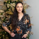 Evagelia Siriopoulou Instagram - CHRISTMAS GIVEAWAY Skin Touch Dermatology Clinic HUGE CHRISTMAS GIVEAWAY ΣΥΝΟΛΙΚΗΣ ΑΞΙΑΣ 5.000€ 🎄🎅🎁 Ακολούθησε τα βήματα και μπες στην κλήρωση για να κερδίσεις super χριστουγεννιάτικες θεραπείες λάμψης και ομορφιάς, σε συνεργασία με το αγαπημένο μου @skintouchdermatology clinic. Δώσε προσοχή στα βήματα: • follow the doctor @skintouchdermatology •follow @evagelia_siriopoulou_official •tag 3 φιλους ! Μπορείς να πάρεις μερος όσες φορές θέλεις με διαφορετικά tags κάθε φορά. * 1ος νικητής κερδίζει ολοκληρωμένο πακέτο θεραπειών προσώπου ( Botox, μέσοθεραπεία peeling λάμψης fillers υαλουρονικού οξέος). * ⁠2ος νικητής κερδίζει ολοκληρωμένο πακέτο αδυνατίσματος και σύσφιξης με συνδυαστική θεραπεία κρυολιπόλυσης - (RF) ραδιοσυχνότητες Cocoon Duotechnology * ⁠3ος, 4ος νικητής κερδίζει ένα ολοκληρωμένο πακέτο αποτρίχωσης Laser Alexandrite Candela γάμπες - μπικίνι- μασχάλες ( 1 συνεδρία) * ⁠5ος, 6ος νικητής κερδίζει πακέτο αποτρίχωσης Laser Alexandrite Candela μπικίνι-μασχάλες ( 4 συνεδρίες) * ⁠7ος, 8ος, 9ος , 10ος νικητής κερδίζει έναν ολοκληρωμένο βαθύ ιατρικό καθαρισμό προσώπου δερμοαπόξεση με διαμάντι. Good Luck 🎄🎁 Με το νέο έτος θα γίνει η κλήρωση…🎁💕