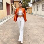 Evagelia Siriopoulou Instagram - Για λίγο δεν μας έπιασε η βροχή… #evageliasiriopoulou #actress #instafashion #photography
