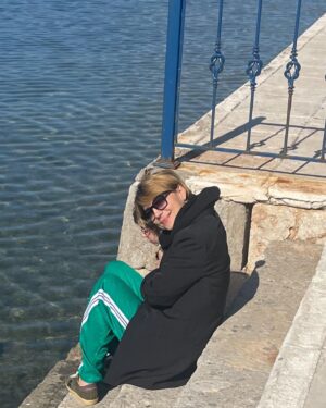 Evdokia Roumelioti Instagram - Ωραίο ζεστό απογευματάκι ….