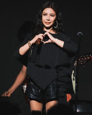 Eve Ai Instagram - 也是會有一些漂亮的時候。
杭州－成都－深圳－廣州

#不想忘記的名字們