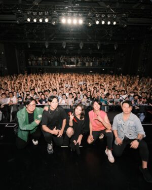 Eve Ai Instagram - 也是會有一些漂亮的時候。
杭州－成都－深圳－廣州

#不想忘記的名字們