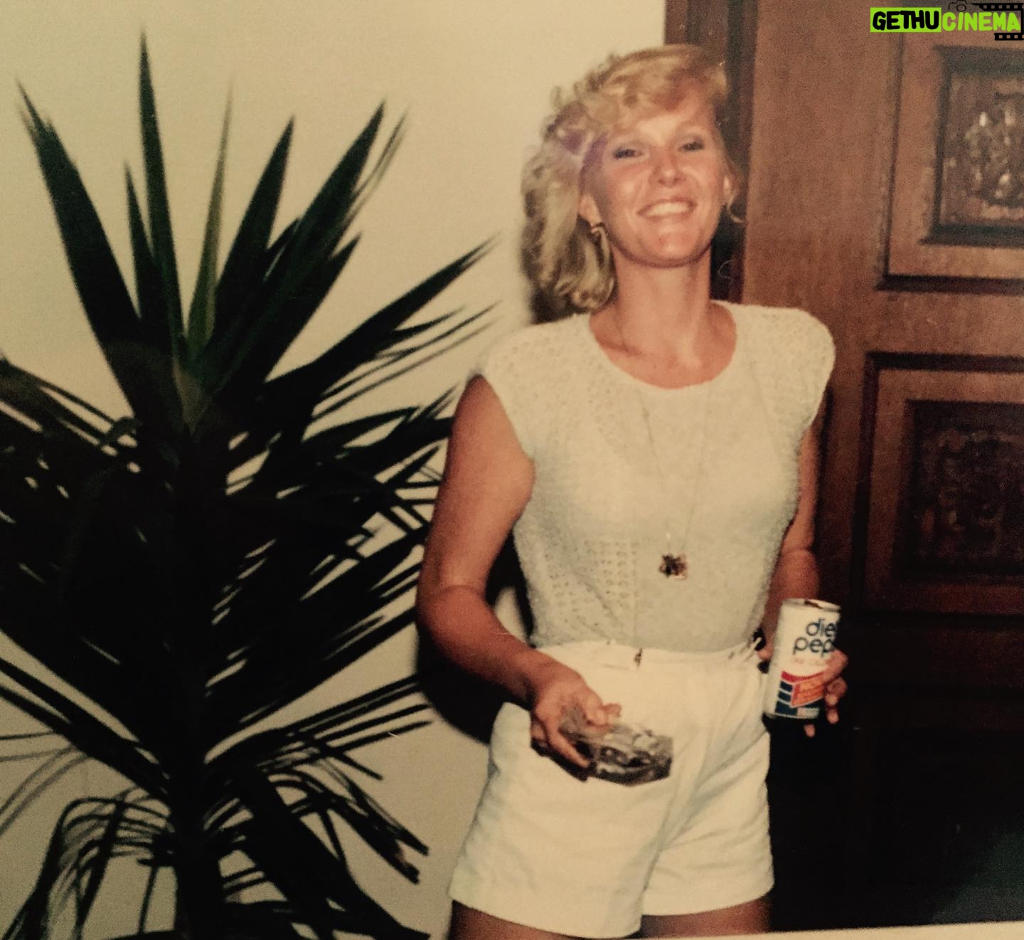 Eve Mauro - 1K Likes - Happy Birthday, Momma Dukes. Because of you I am I am today. My best feeling is that I’m a little piece of you. I love you. #HappyBirthdayMom #MommaDukes #NotDeadYet