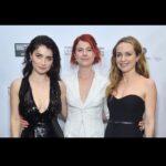 Eve Hewson Instagram – ‘twas an honour!!!! 💚🇮🇪💚

Hair @halleybrisker 
Make up @kateleemakeup 
Styling @kateyoung 
@narrativepr 
@oscarwildeawardsla