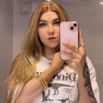 Evelina Instagram – hyvää autismitietoisuuden viikkoa!! <3 ole siis tietoinen tämän autistin keikasta tänään: Lappeenrannassa Valta Nightclub & showtime 00:30 🥰 pehmee kevät baby