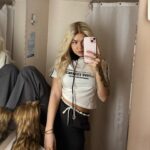 Evelina Instagram – mä tarviin vähä breikkii, lähe mun mukaan baby
voitaisko me leikkii et otetaa loparit tehää niil oharit