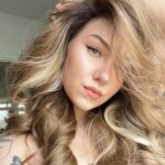 Evelina Instagram - ihanaa juhannusta kaikki 🫶🏼 mä meinaan pelaa videopelejä kotona niin kauan ku pysyn hereillä ja juoda limsaa niin paljon ku jaksan 🥹